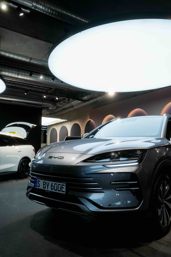 BYD Pioneer Store Stuttgart – E-Mobilität live erleben in der Calwer Passage