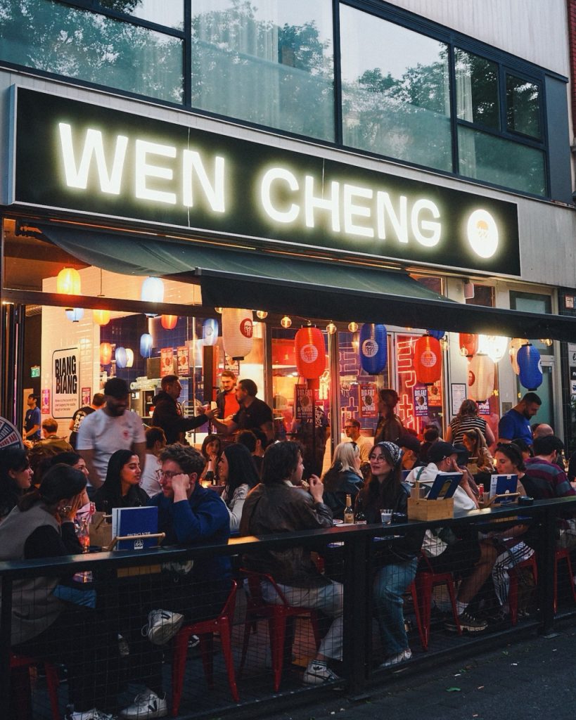 Wen Cheng in der Calwer Passage Stuttgart